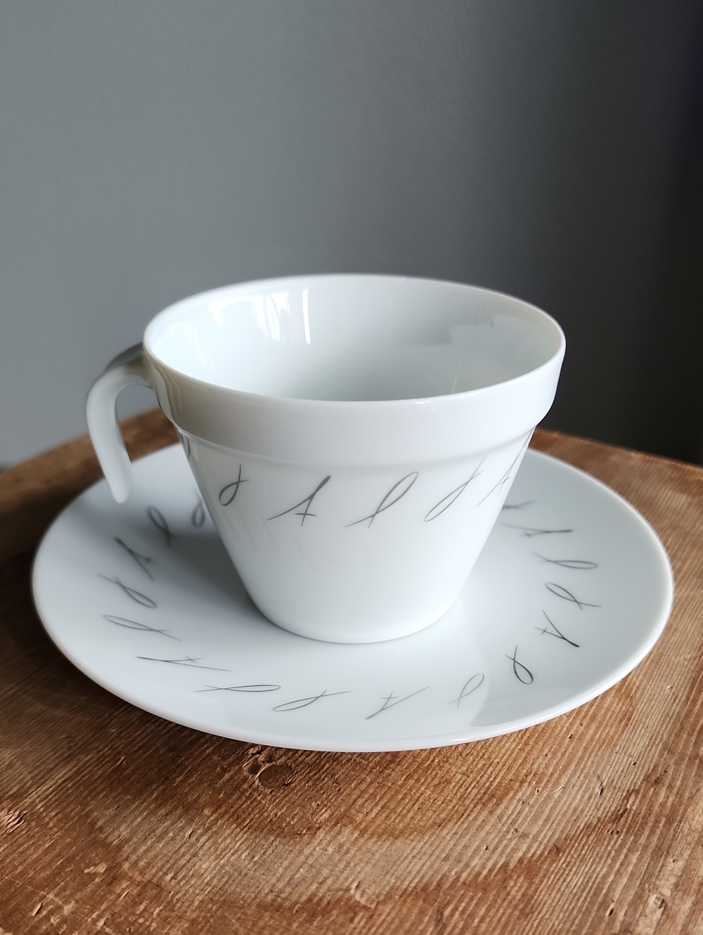 VINTAGE NORITAKE JAPAN AIRLINES (JAL) CUP & SAUCER